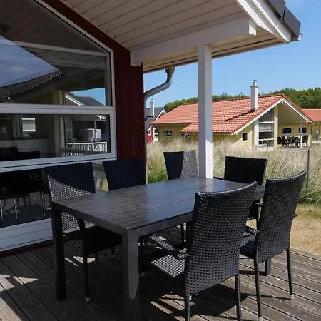 Retreat In Grobenbrode With Fireplace Feriehus