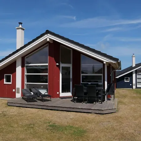 Feriehus Retreat In Grobenbrode With Fireplace Großenbrode