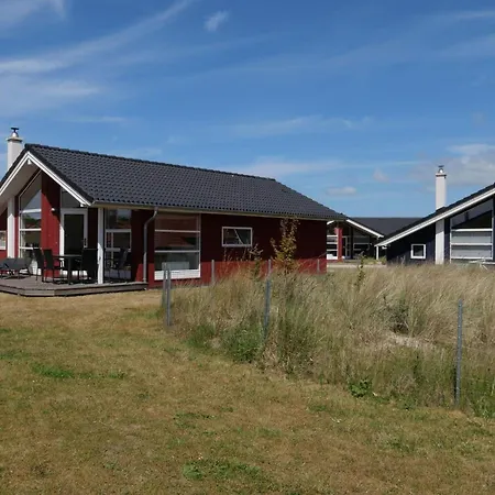 Retreat In Grobenbrode With Fireplace Feriehus Großenbrode