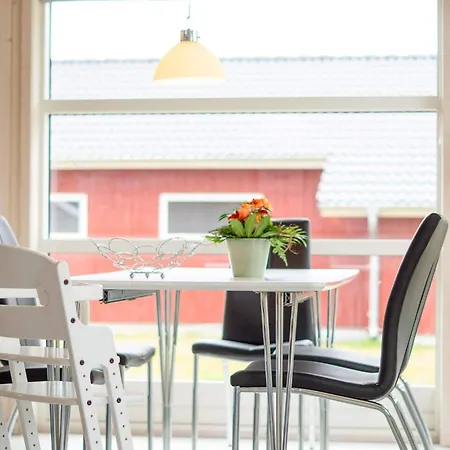 Retreat In Grobenbrode With Fireplace Feriehus *